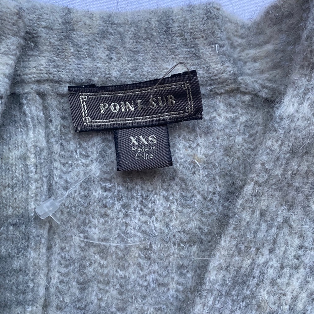 Point Sur Button Back Sweater - Picture 5 of 5